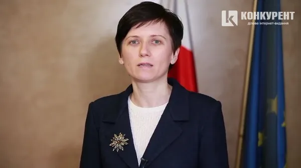 Генконсул Польщі в Луцьку знялася у відеоролику на підтримку поліцейських