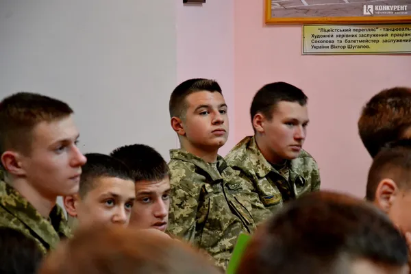 Чому наркотики – зло? Волинським ліцеїстам розказали про життя без залежностей (фото)