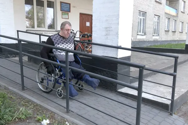 Для Сергія Гребенюка облаштували пандус в гуртожитку
