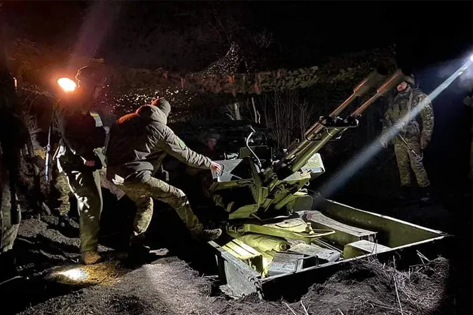 Близько 133 190 окупантів, 3245 танків, 2232 артсистеми: втрати ворога на 7 лютого (відео)