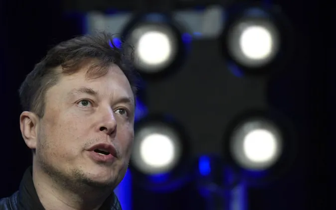 Ілон Маск передумав і сказав, що фінансуватиме Starlink в Україні