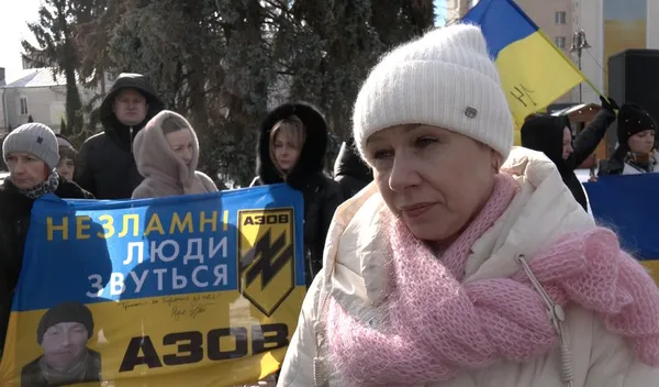 У Луцьку провели масштабний автопробіг на підтримку полонених (фото)