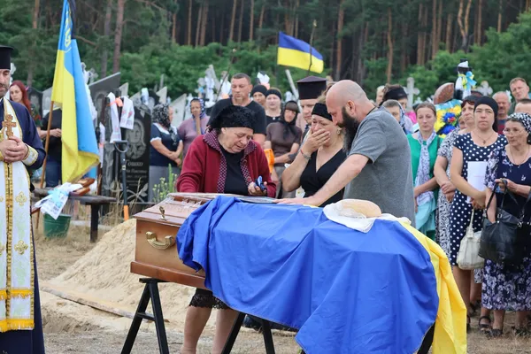 На Волині попрощалися із 42-річним Захисником Андрієм Стернічуком (фото)