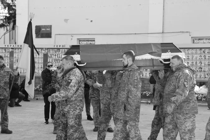 Загинув під Покровськом: у Луцьку попрощалися з Вадимом Гнатюком (фото)