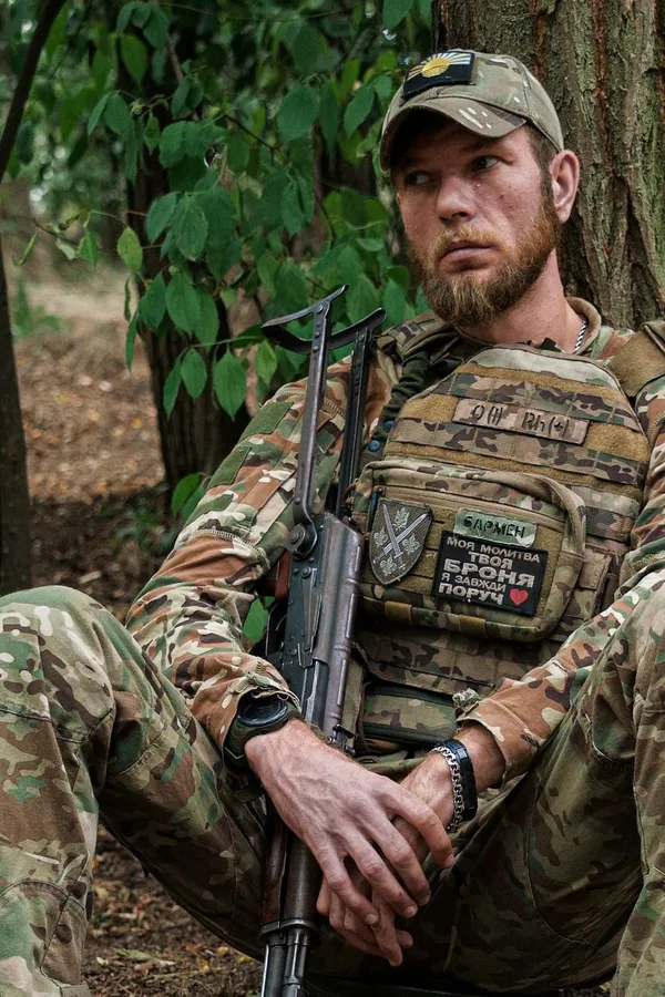 Волинський «Бармен» пройшов сім кіл пекла полону і продовжує воювати під Покровськом