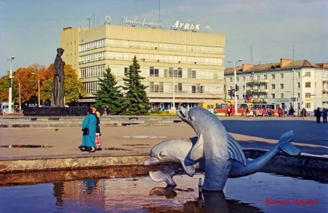 Театральна площа