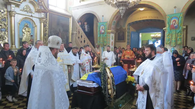 На Волині провели в останню путь Героя Юрія Хвалька (фото)