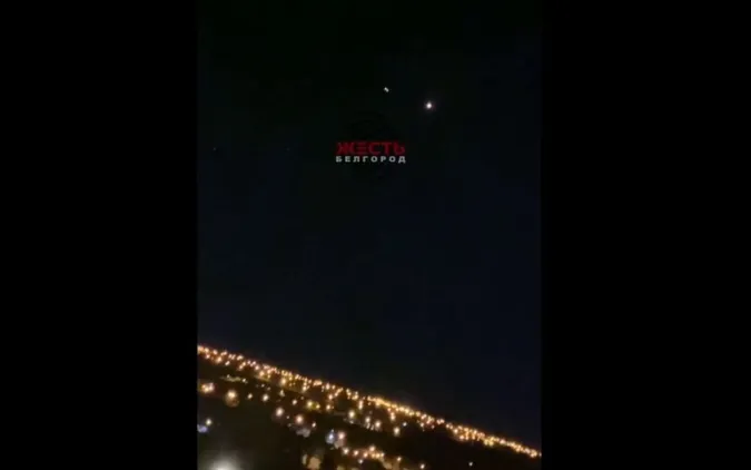 У нічному небі над бєлгородом чули «ляскіт» (відео)