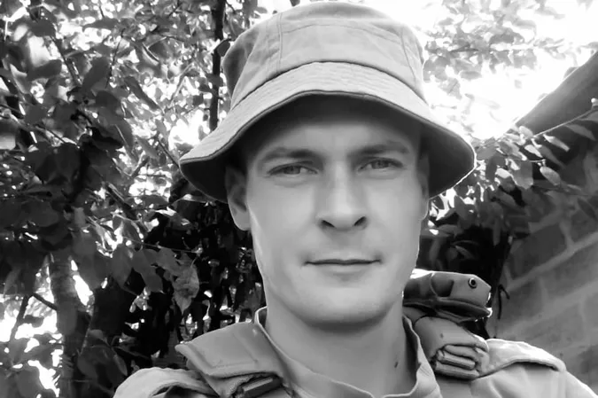Востаннє їде додому: на Волині зустрічатимуть тіло Героя Андрія Степанова
