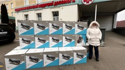 Вартість одного – понад 800 євро: волинській обласній лікарні передали 21 протипролежневий матрац (фото)