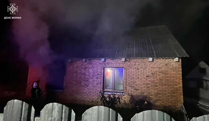 Трагічна ніч на Ковельщині: у пожежі загинув 53-річний чоловік (фото)