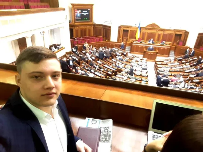 Ніхто нікого не слухає: свідомий лучанин поділився враженнями після перебування у ВР (фото)