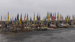 Чому сектор військових поховань у Гаразджі досі не облаштували (відео)
