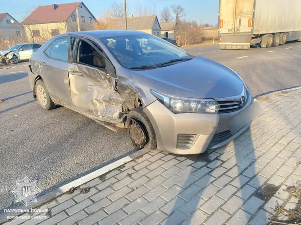 Toyota, Audi та Opel: у Луцькому районі – ДТП на перехресті (фото)