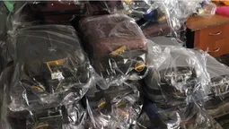 В «Ягодині» знайшли «зайві» валізи на понад пів мільйона гривень (фото, відео)