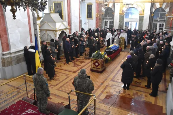 У Луцьку попрощалися із захисником України Віталієм Дудою (фото)