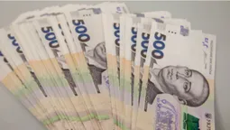 МОЗ хоче спрямувати 100 мільйонів гривень на «підйомні» для медиків (відео)
