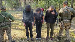 Добре підготувалися: на Волині затримали трьох молодиків, які йшли до Польщі (фото)
