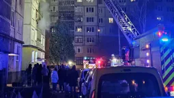 У Луцьку на вулиці Кравчука пожежа – працюють рятувальники (фото)