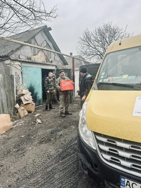 Волинські лісівники передали допомогу для 100-ї бригади тероборони (фото)