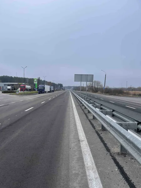 Яка ситуація на «Ягодині»: фури, водії, протест (фото)