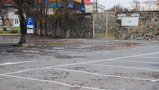 Скільки у Луцьку заробляють працівники КП «АвтоПаркСервіс»