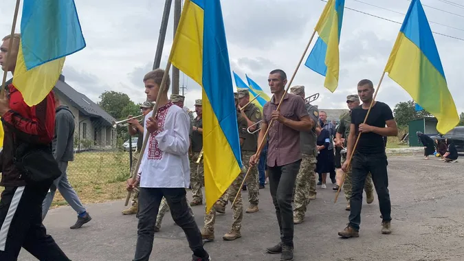 На Волині попрощалися із захисником Леонідом Сосницьким (фото)