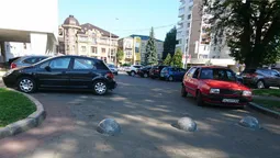 У центрі Луцька встановили обмежувачі руху (ФОТОФАКТ)