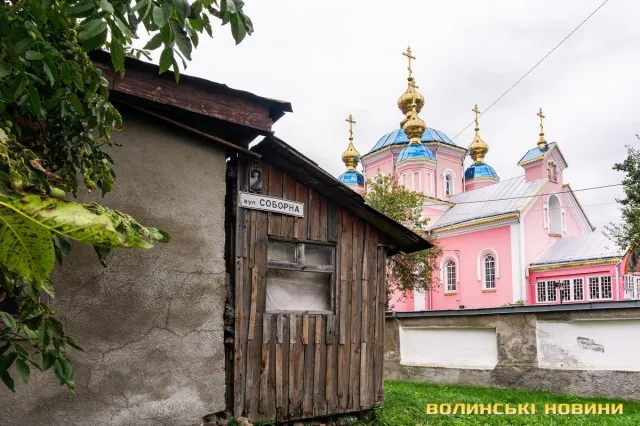 Місто контрастів: світлини осіннього Ковеля (фото)