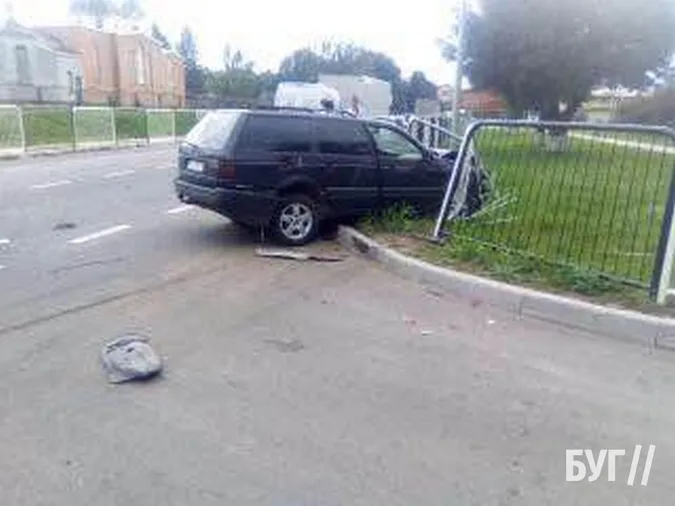 В Устилузі – ДТП за участю трьох автомобілів (фото)