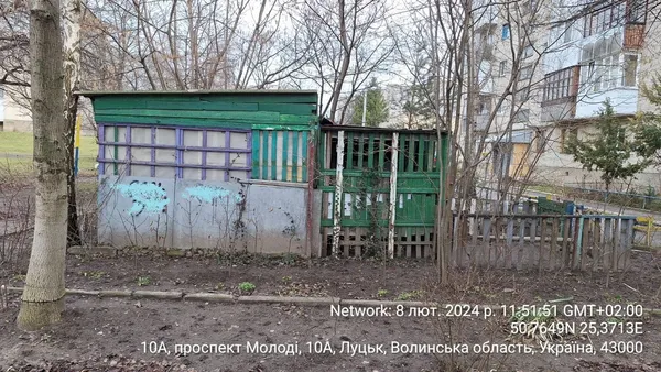 У Луцьку демонтують незаконні огорожі, бесідки та гаражі (фото)