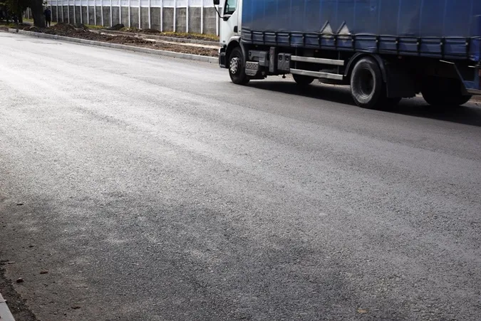 На перехресті Ківерцівської – Карпенка-Карого протестували асфальт (фото)