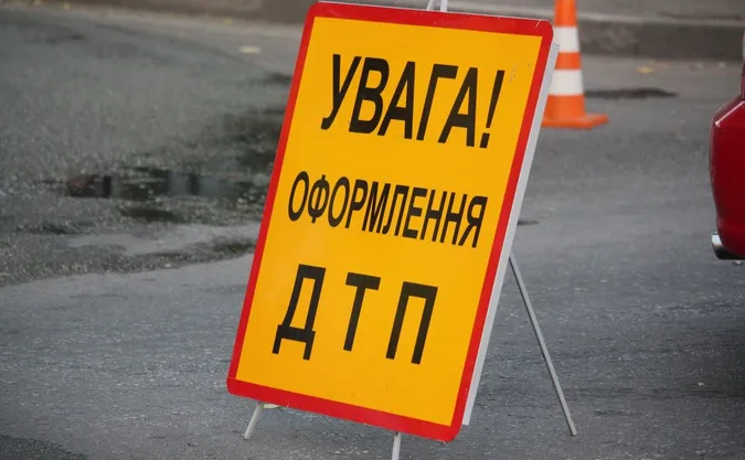У Луцьку в аварії на залізничному переїзді – двоє постраждалих (відео, оновлено)