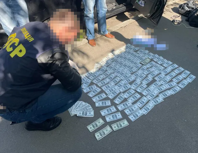 Волинянин організував платний «трансфер» ухилянтів за кордон (фото)