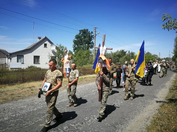 У Шацькій громаді попрощалися із героєм Сергієм Лукашуком