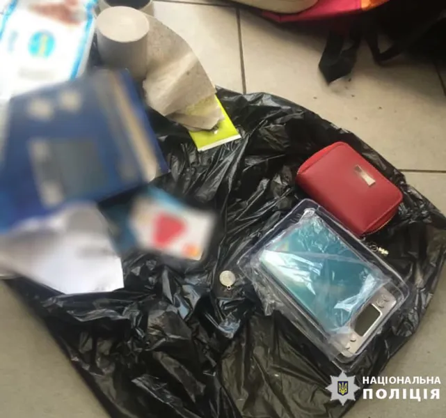 Волинські правоохоронці викрили та припинили канал надходження і збуту наркотиків