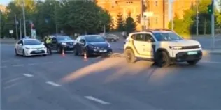 На місці смертельної аварії на Соборності у Луцьку знову збили дітей на переході: що відомо (відео)