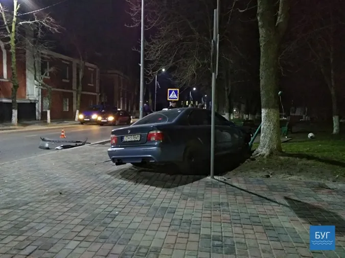 На Волині «беха» «влетіла» в натовп (фото)