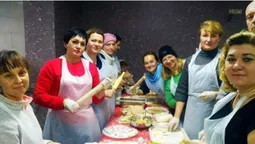 «Олів’є» та вареники: волиняни приготували гостинці для захисників (фото)