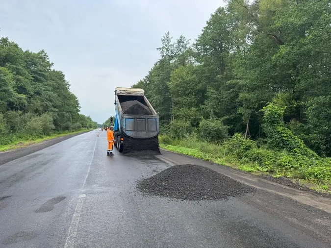 На Волині ремонтують трасу міжнародного значення між Ратне і Ковелем (фото)