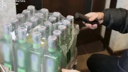 У Луцьку викрили підпільний цех із виготовлення сурогатного алкоголю (фото)