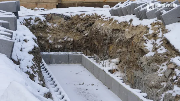 Депутат міськради обурений самовільним будівництвом автомийки у Луцьку (фото, відео)