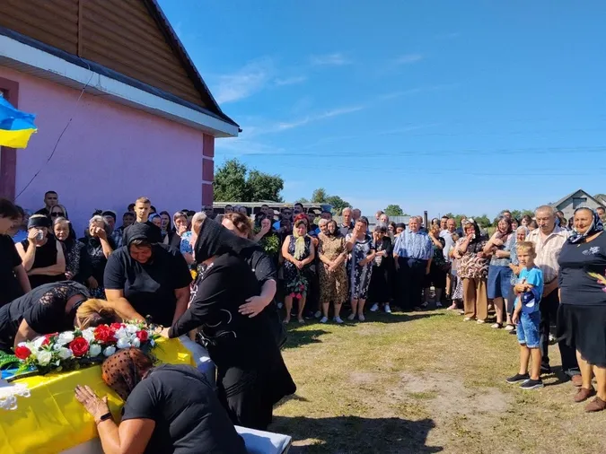 На Волині попрощалися з воїном Миколою Кузнєчихіним