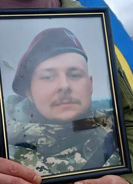 Без батька лишилася 4-річна донька: у Луцькому районі попрощалися із Гнатом Валерою (фото)