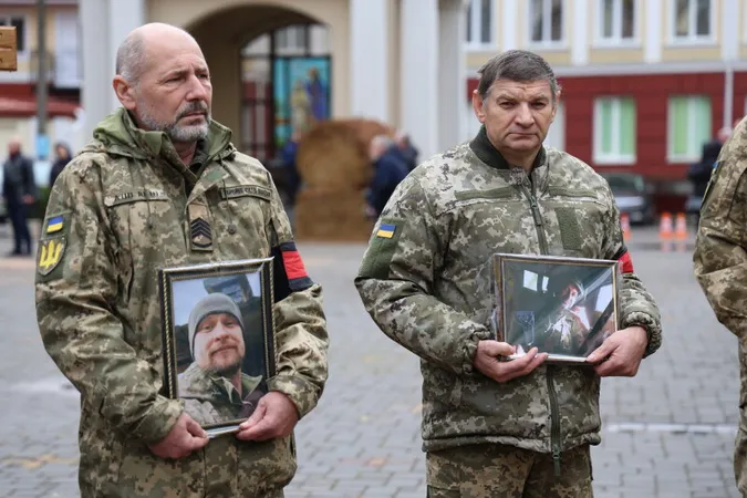 У Луцьку попрощалися із полеглими захисниками Ігорем Грабком та Андрієм Жуком (фото)