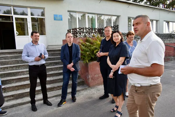 Заступник міністра охорони здоров'я відвідав дві лікарні на півночі Волині