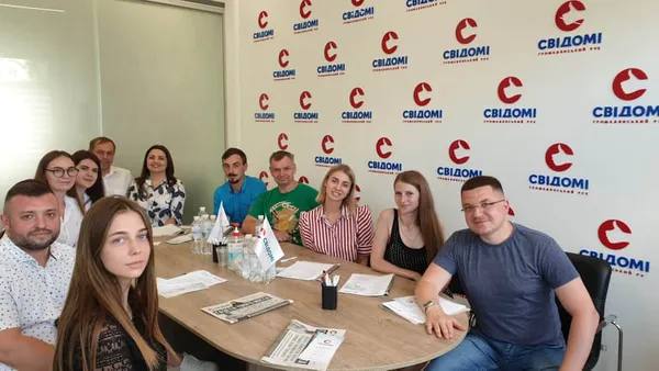 Досить чекати змін: майже 300 лучан хочуть йти на вибори зі «СВІДОМИМИ»