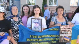 У Горохові відбулася акція на підтримку полонених та безвісти зниклих захисників (фото)