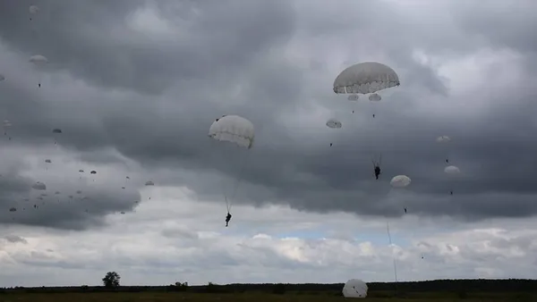 Як на Волині військові літуни тренувалися (фото) 