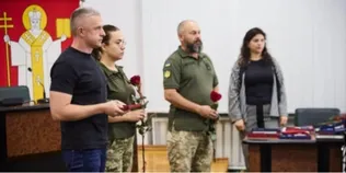 У Луцьку рідним загиблих Героїв вручили посмертні нагороди (фото)